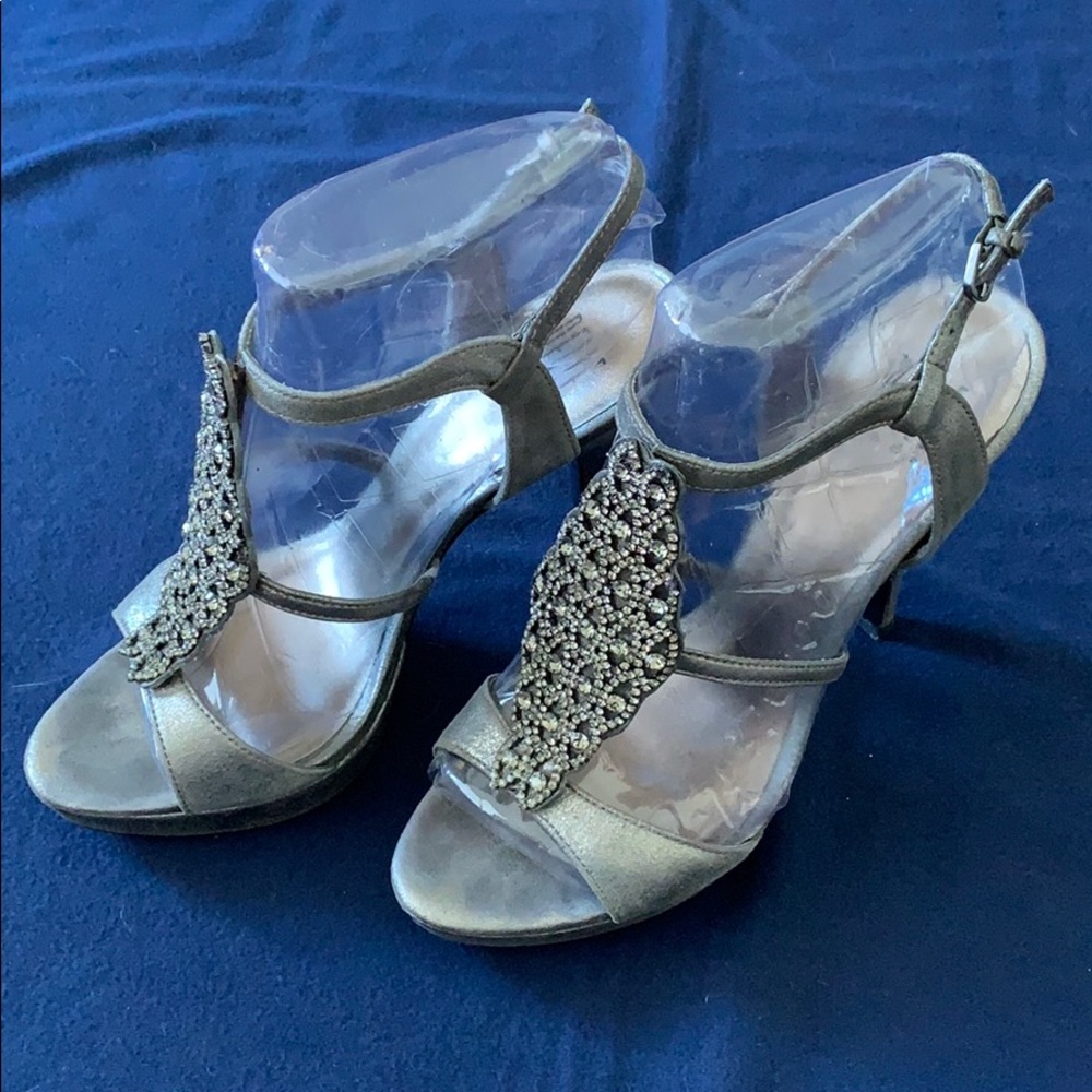 ⭐️Pelle Moda strappy leather heels 8.0M